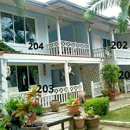 Sukkee Beach Resort Ko Lan Esterno foto