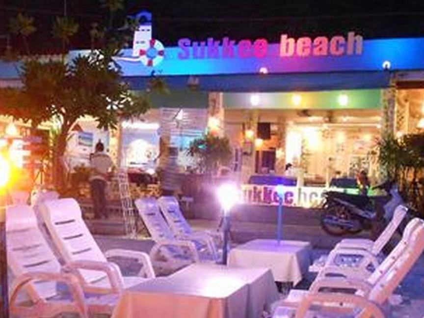 Sukkee Beach Resort Ko Lan Esterno foto