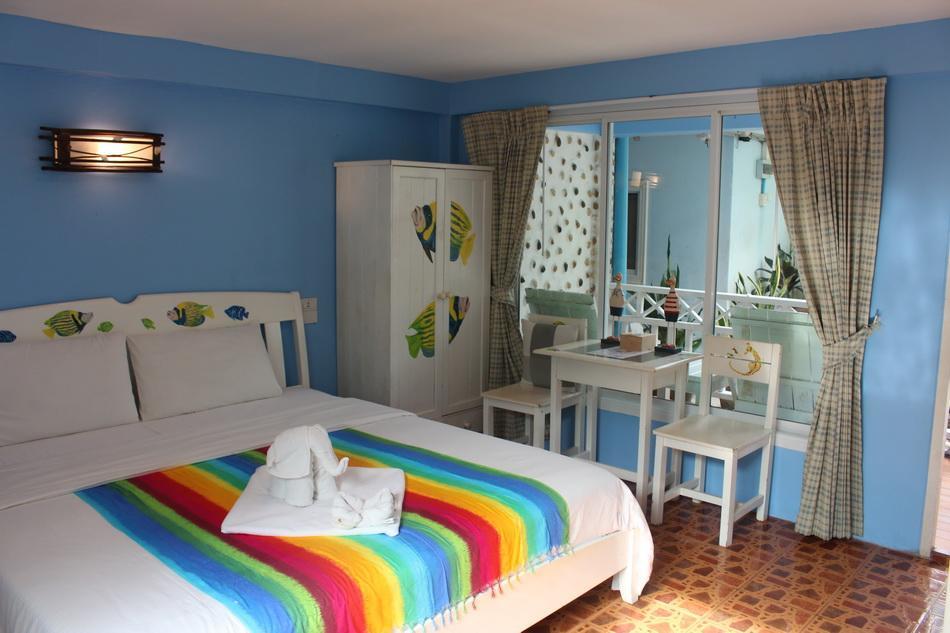 Sukkee Beach Resort Ko Lan Esterno foto