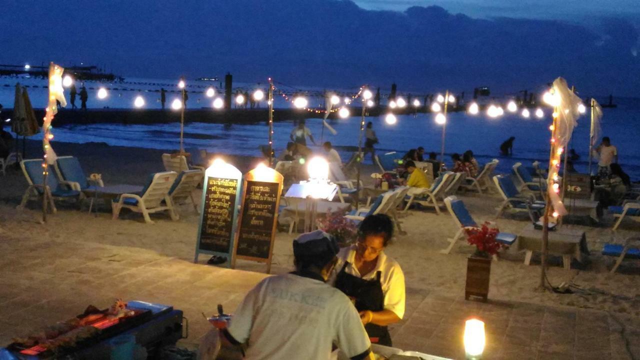 Sukkee Beach Resort Ko Lan Esterno foto